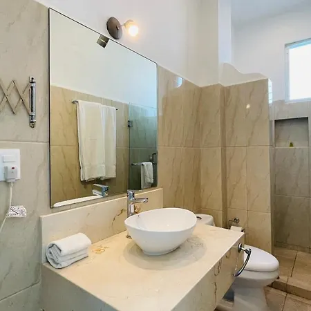 Hotel Winday A 4 Calles De La 5A Avenida Playa del Carmen Exterior photo